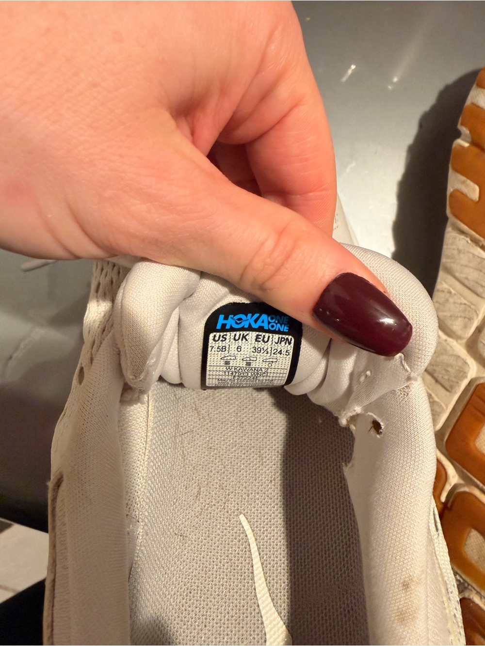 Hoka One One Women's Cream / Off-White Athletic Shoes - Picture 8 of 8